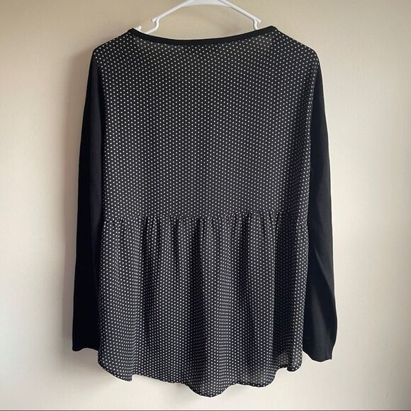 Loft Black Layered Polka Dot Shirttail Lightweight Sweater - Picture 4 of 6